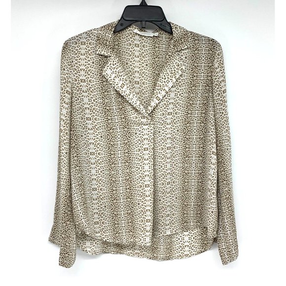 All In Favor Top Harper Leopard Print V Neck Long Sleeve Blouse - Picture 3 of 11